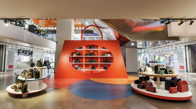 ένα-ξεχωριστό-pop-up-store-με-τσάντες-στη-θεσσαλ-59872