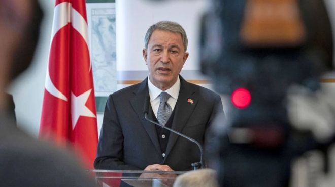 νέο-παραλήρημα-ακάρ-κακομαθημένο-παι-63104