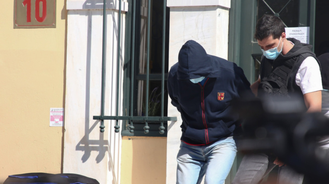 βιασμός-12χρονης-στον-κολωνό-στο-κινητό-70052