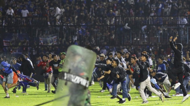 ινδονησια-τραγωδία-σε-ποδοσφαιρικό-α-64894