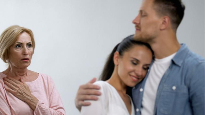 παντρεύτηκα-γυναίκα-χωρίς-λεφτά-η-μητ-73555