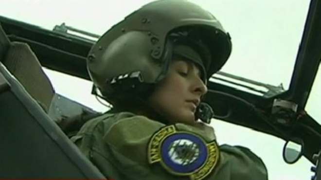 αθηνά-πανουργιά-η-πρώτη-γυναίκα-πιλότ-67547