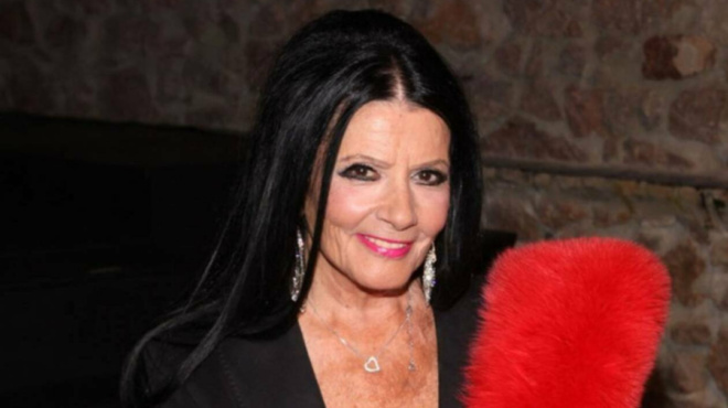 αυτή-είναι-η-συνολική-περιουσία-της-ζω-82473