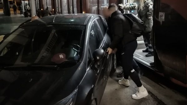 νέα-σμύρνη-επιβάτες-του-τραμ-μετακίνη-94898