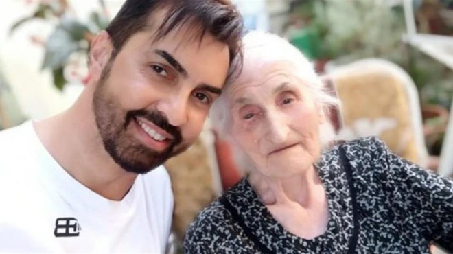 συγκίνησε-τους-πάντες-ελληνίδα-γιαγι-85326