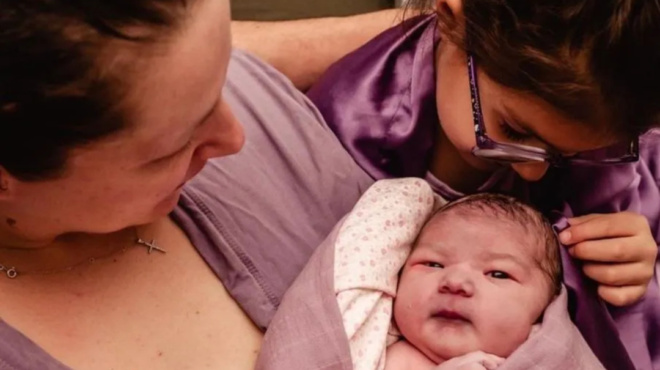 ανατριχιάζουν-οι-εικόνες-κοριτσάκι-β-130382