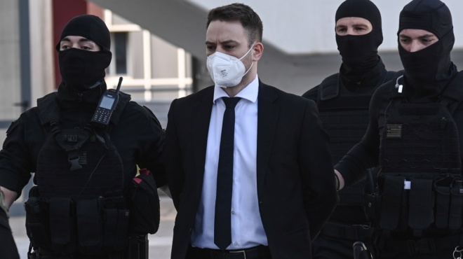 ντράπηκε-και-η-ντροπή-ο-μπάμπης-αναγνω-154700