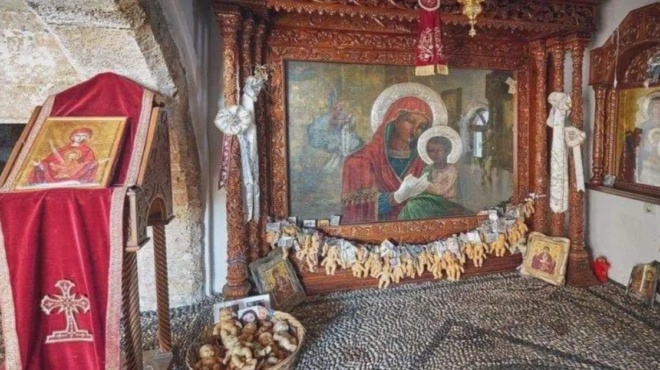 σε-εκείνη-το-χρωστάμε-το-θαύμα-της-π-178946