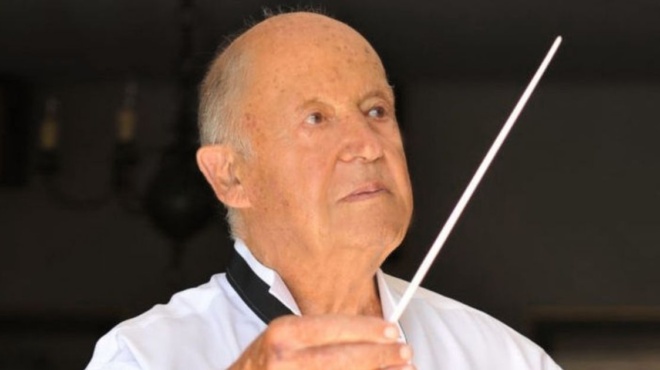 ο-σπουδαίος-μίμης-πλέσσας-έκλεισε-τα-99-177682