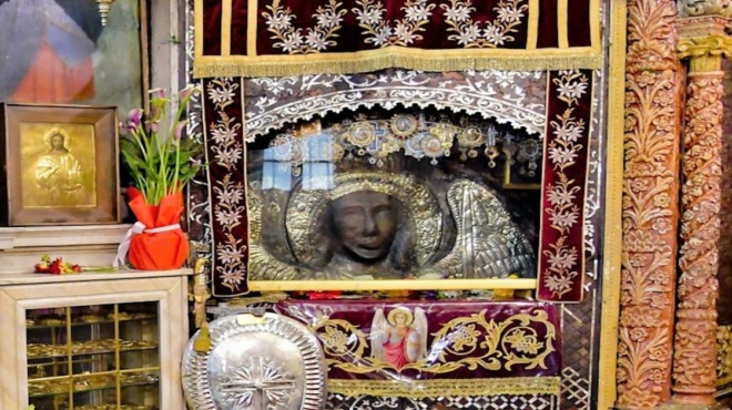 ο-ταξιάρχης-στο-μανταμάδο-το-ιερό-προσ-181307