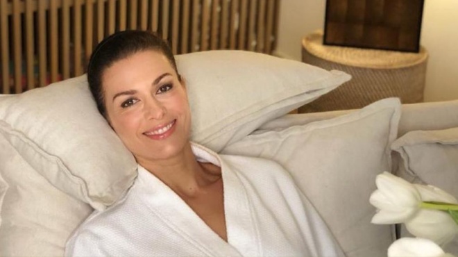 ούτε-μπότοξ-ούτε-πλαστικές-η-τζίνα-αλι-179434