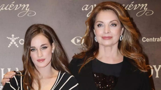 άντζελα-γκερέκου-η-νέα-σικ-δημόσια-εμφ-187341