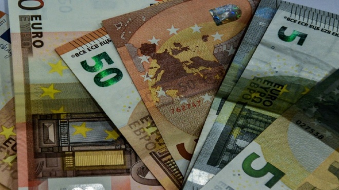 300-ευρώ-επίδομα-έξτρα-για-ανέργους-ο-188130