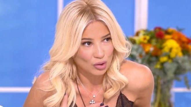 φαίη-σκορδά-δεν-κοιμήθηκα-όλο-το-βράδ-186455