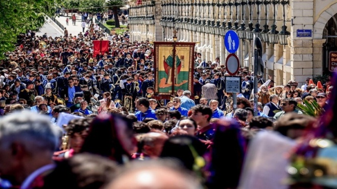 κέρκυρα-με-μεγαλοπρέπεια-η-λιτανεία-τ-189421