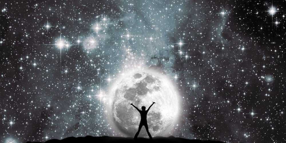 Πανσέληνος στον Σκορπιό σήμερα 24/4: Πώς θα επηρεαστούν τα 12 ζώδια