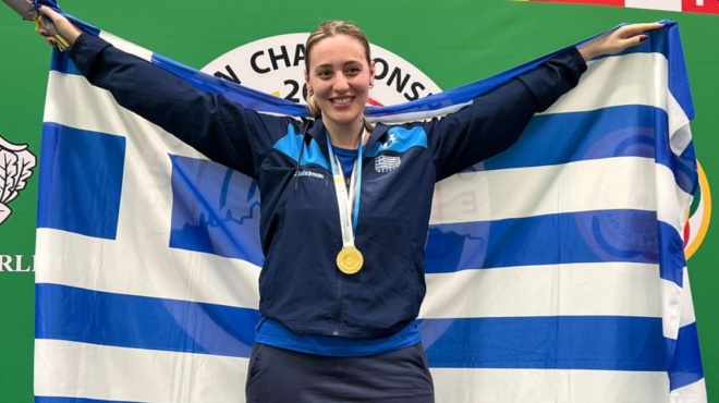 περήφανοι-όλοι-οι-έλληνες-η-άννα-κορακ-182447