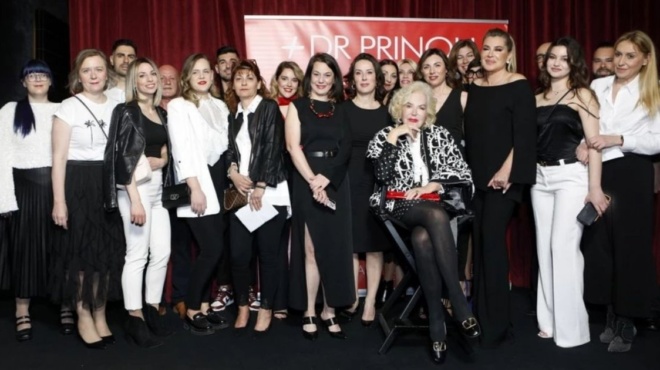 ρία-πρίνου-αριστοκρατική-εμφάνιση-σε-187950