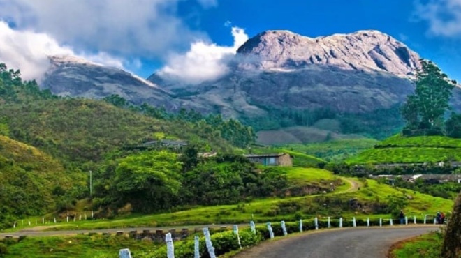 τελικά-γιατί-ο-θεός-έφτιαξε-τον-κόσμο-183447