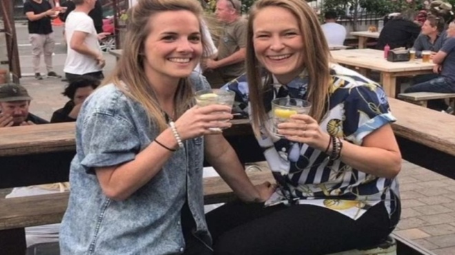 αγγλία-το-ζευγάρι-που-γνωρίστηκε-μέσα-183699