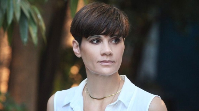 ακομπλεξάριστη-η-άννα-μαρία-παπαχαρα-193588