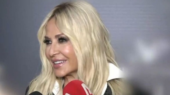 άννα-βίσση-ίδια-ο-καρβέλας-με-μπαντά-194841