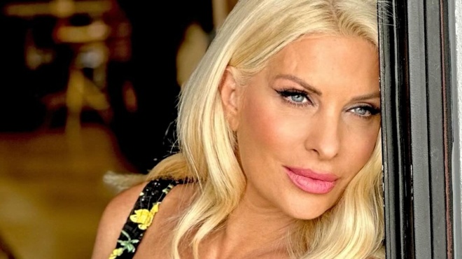 πιο-λαμπερή-από-ποτέ-η-ελένη-μενεγάκη-η-194116