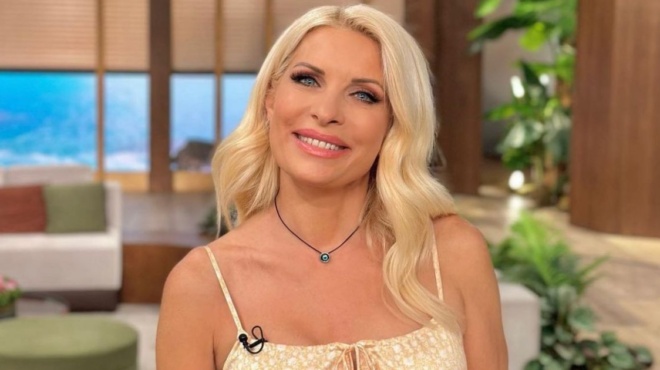 ευτράπελο-για-την-ελένη-μενεγάκη-τέσσ-193109