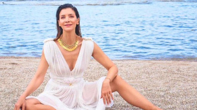 δείχνει-10-χρόνια-νεότερη-h-φωτο-της-κατε-195905