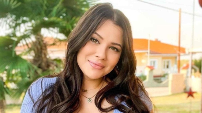 h-λάουρα-νάργες-έγινε-φτυστή-η-τούνη-η-ε-193457