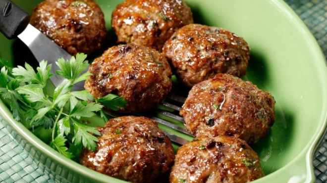 μπιφτέκια-σαν-αφρός-η-κίνηση-μετά-το-ζύ-194156