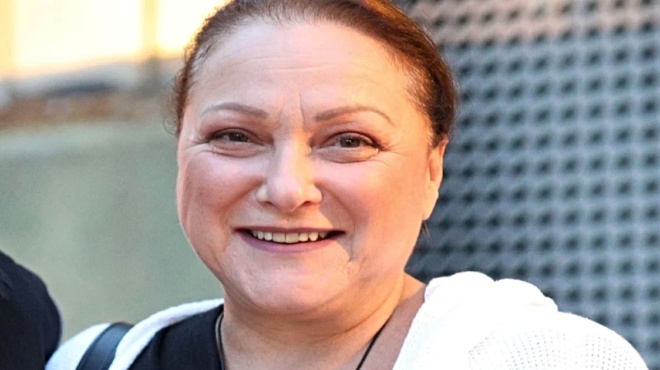 ρένια-λουιζίδου-δεν-έχω-ιδέα-πως-έχει-193953