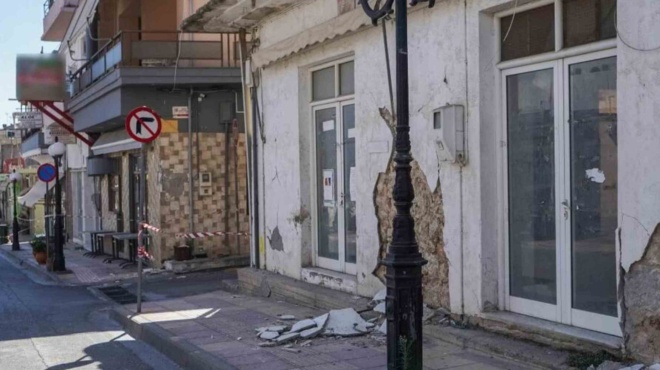 σεισμός-περικυκλωμένη-από-επικίνδ-193225