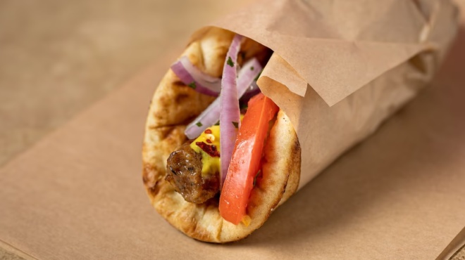 κι-όμως-υπάρχει-ένα-σουβλατζίδικο-που-193171