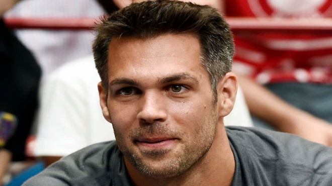 bruno-cerella-ποιος-είναι-ο-γοητευτικός-νέος-σύν-199713