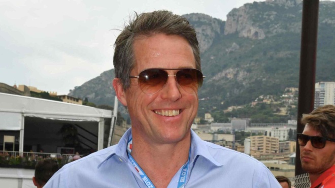 χιου-γκραντ-eπέλεξε-την-ελλάδα-για-διακ-198090