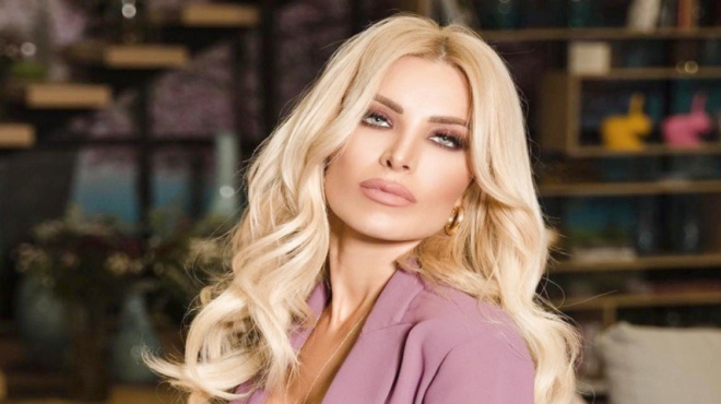 ακομπλεξάριστη-η-κατερίνα-καινούργι-200631