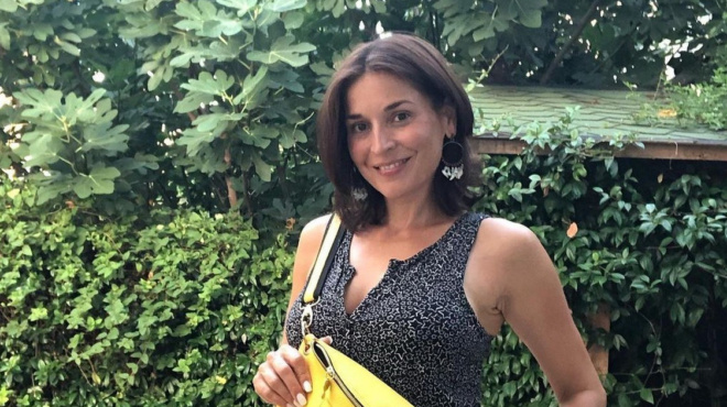 άβαφη-και-κούκλα-στα-50-της-η-βαλέρια-κου-198301