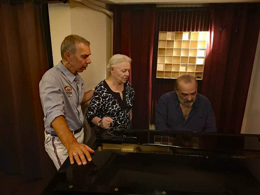 Μαίρη Λίντα