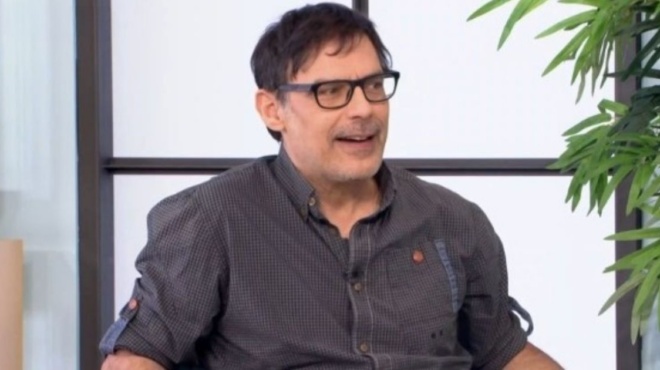 οι-δύσκολες-στιγμές-του-κωνσταντίνου-197240