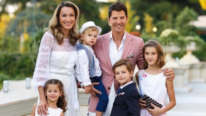 τρυφερός-μπαμπάς-καλός-οικογενειάρχ-200318