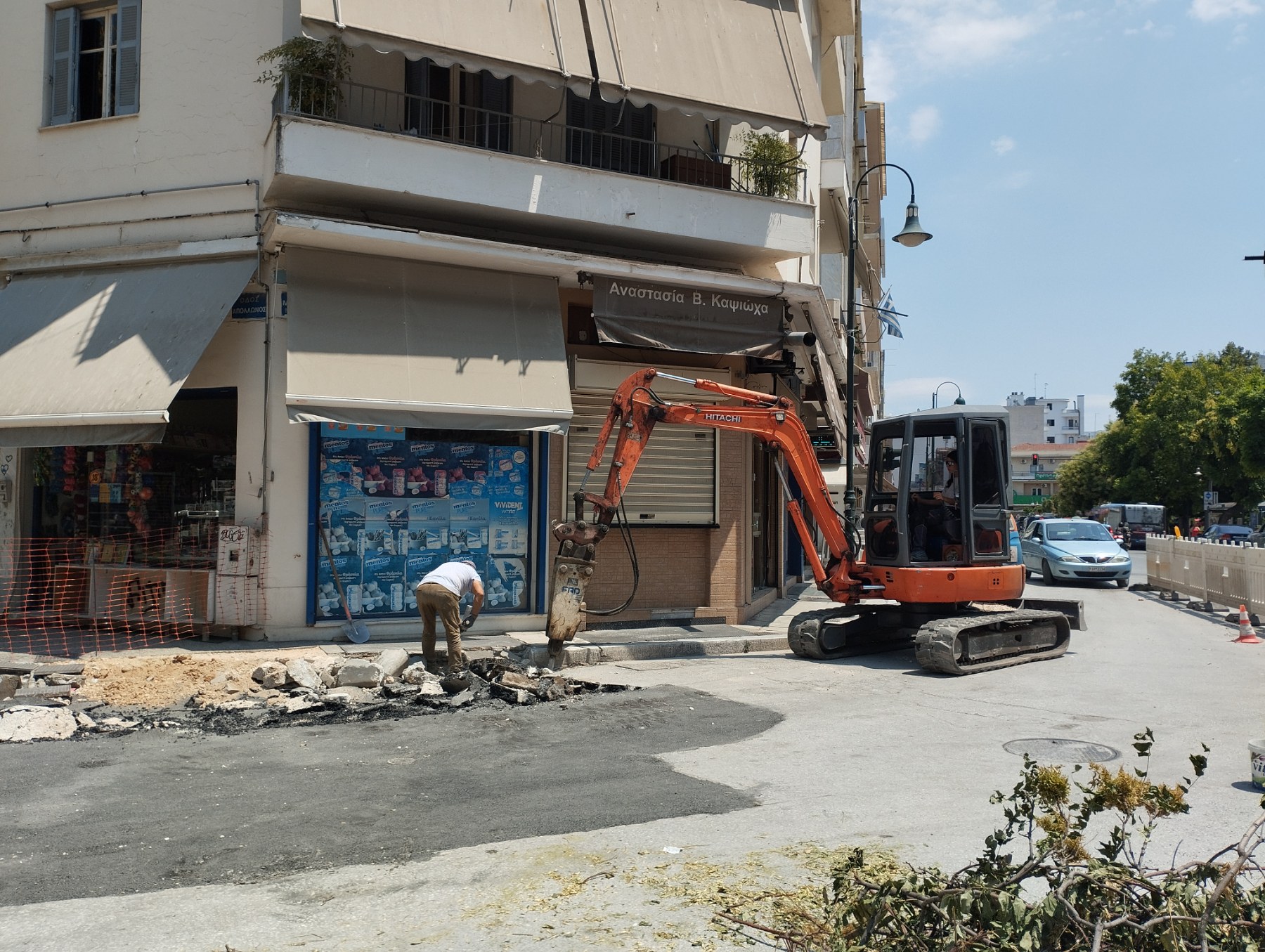 χειρίστρια εκσκαφέα