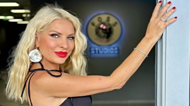 ατύχημα-για-την-ελένη-μενεγάκη-εμφανί-203524