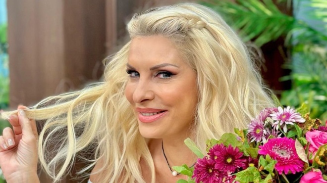 φινάλε-για-την-ελένη-μενεγάκη-έκανε-204498