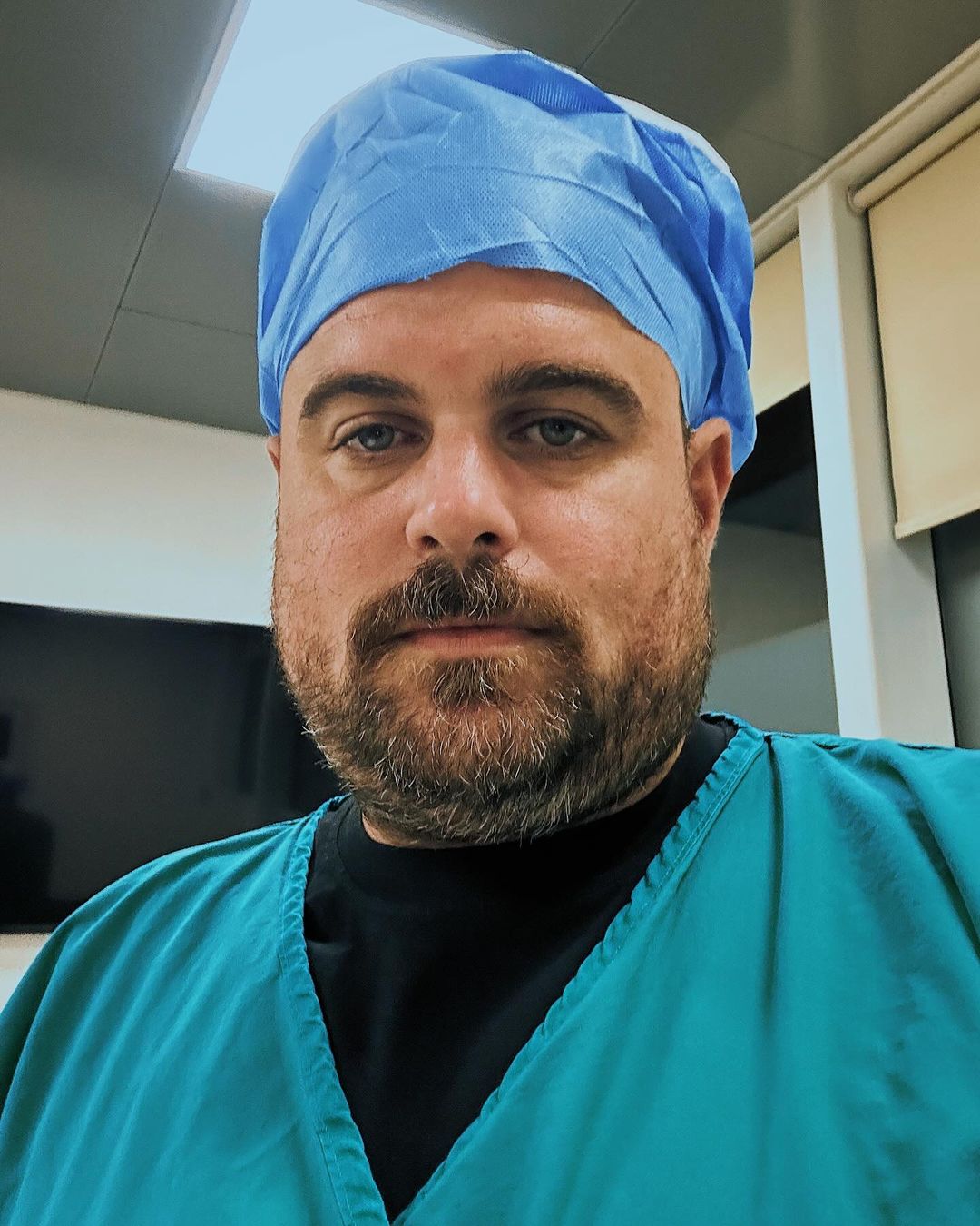 Νικόλας Ράπτης