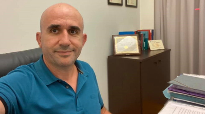 7-χρόνια-μικρότερή-του-πασίγνωστη-δημο-232524