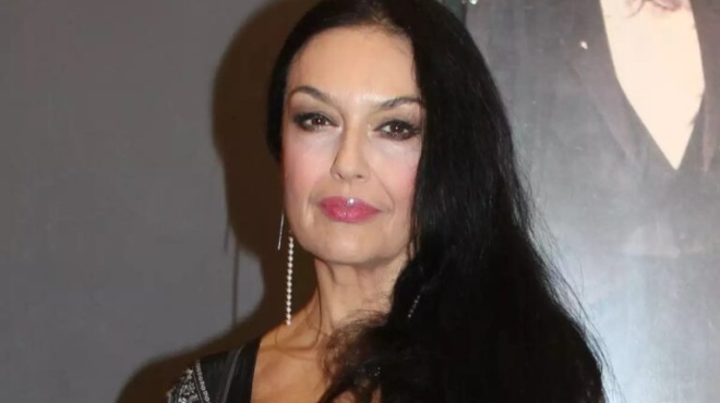 η-ελένη-φιλίνη-λέει-όχι-στις-πλαστικές-238239