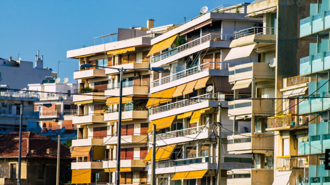 σπίτι-μου-2-λάθος-πετάει-εκτός-εκατον-236728