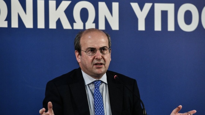 φρένο-στα-σενάρiα-για-επαναφορά-των-δ-239969