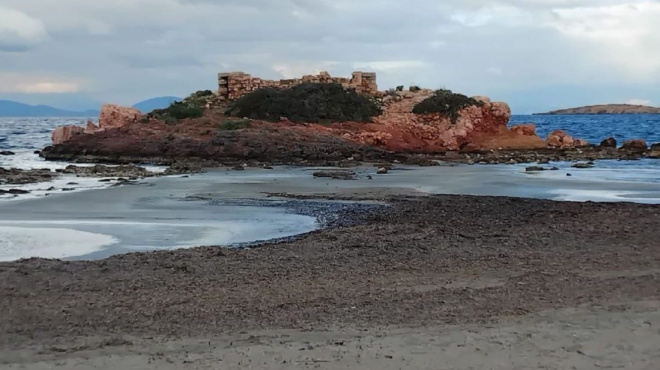 καβούρι-ο-λόγος-που-υποχώρησε-η-θάλασσ-239943